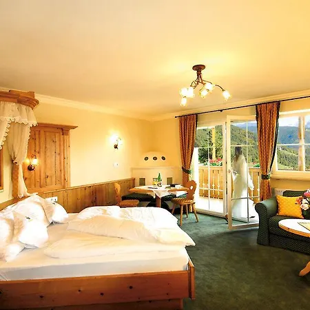Hotel Tschögglbergerhof Jenesien