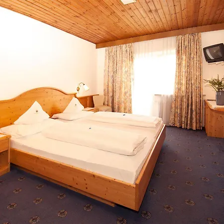Hotel Tschögglbergerhof
